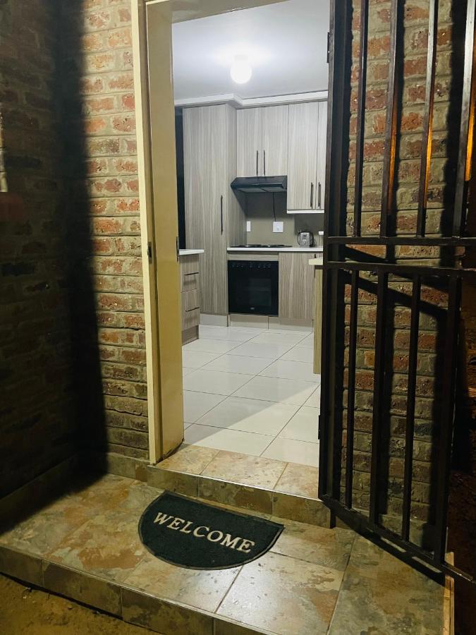 Moh Ville Guest House マセル エクステリア 写真